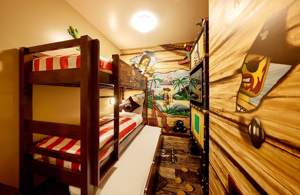 Legoland Japan Hotel 44/68