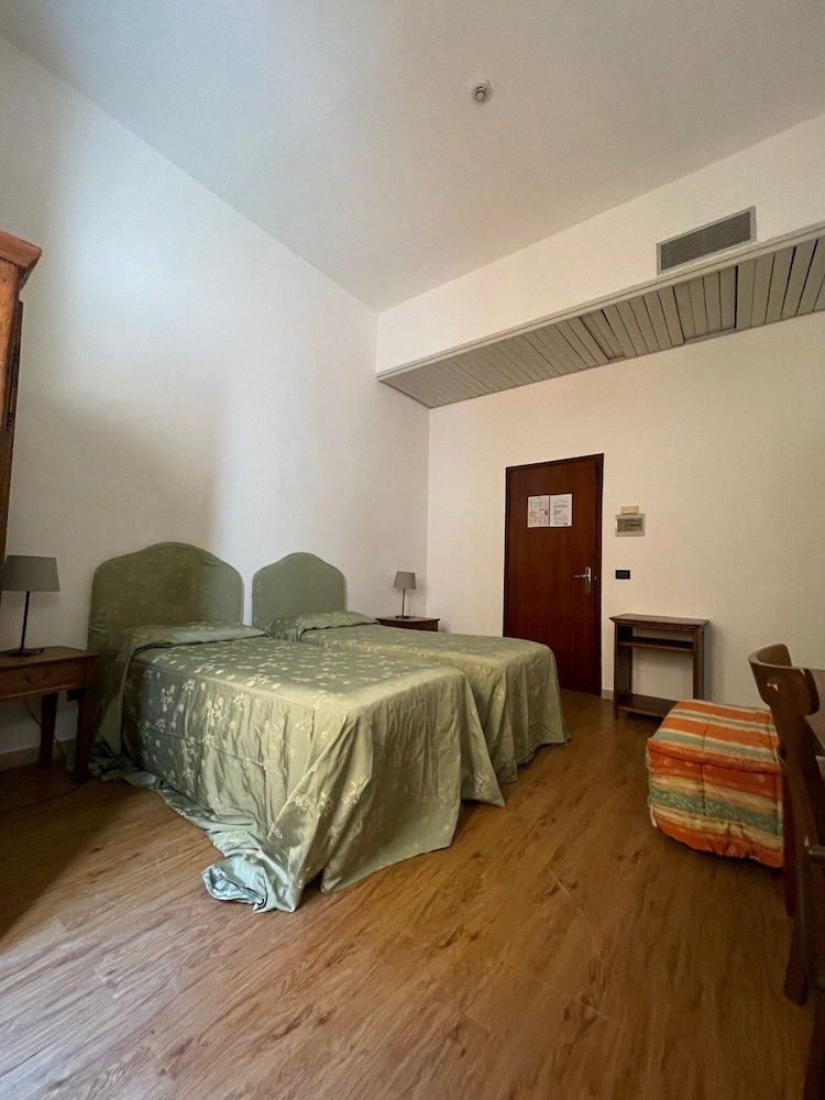 Hotel Verdi 14/67