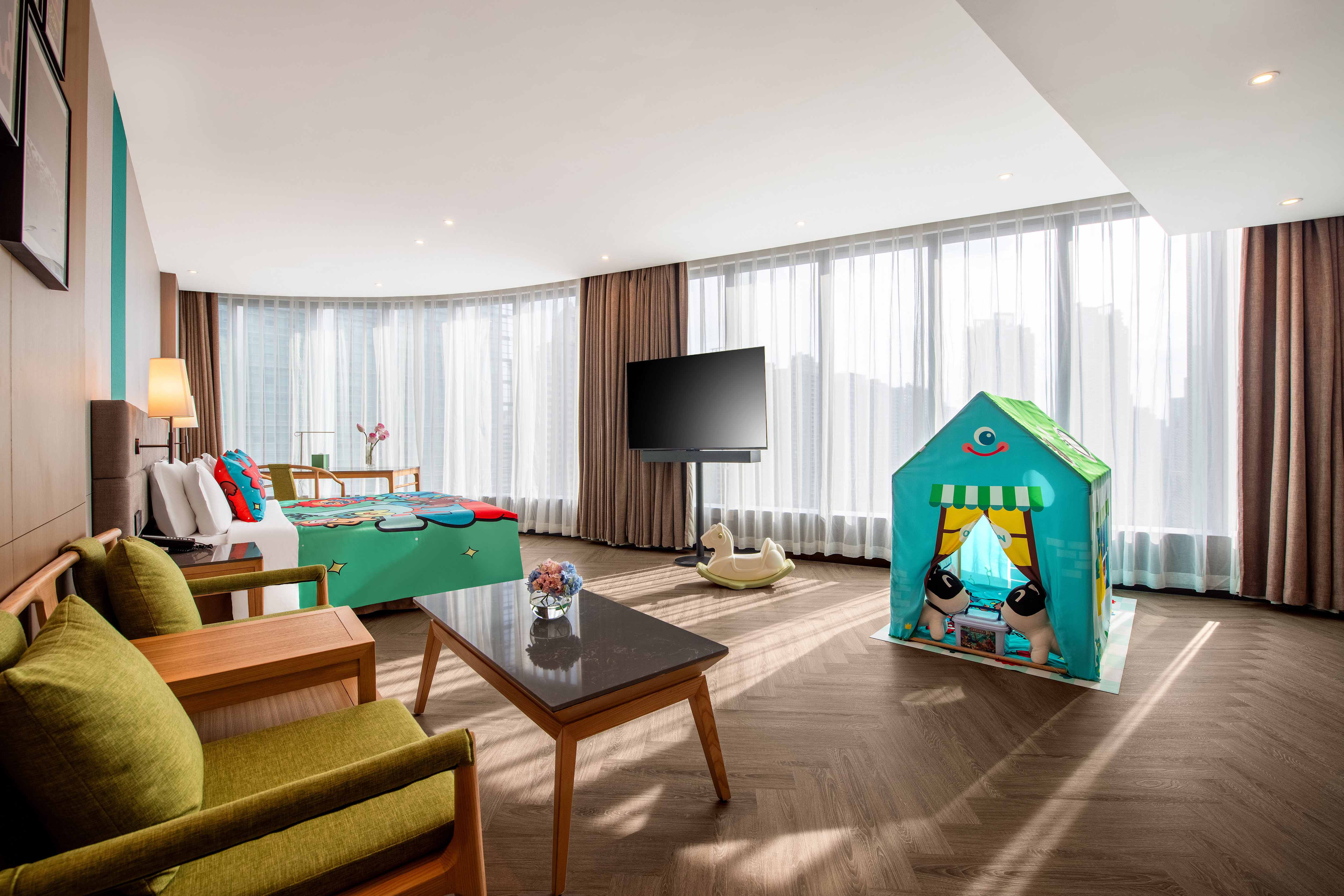 Holiday Inn Guangzhou Zhujiang New Town By Ihg 40/50