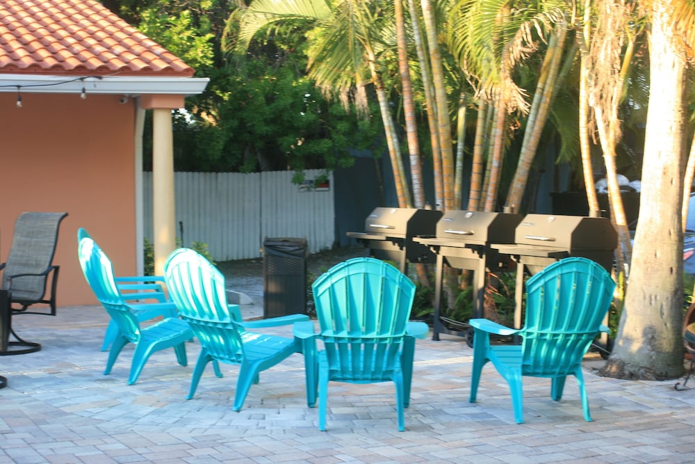 Blue Waters Beach Club 38/45