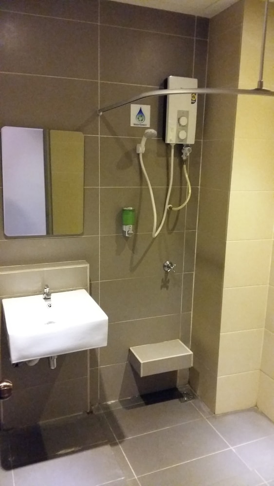 Hotel Golden View Nilai 25/25