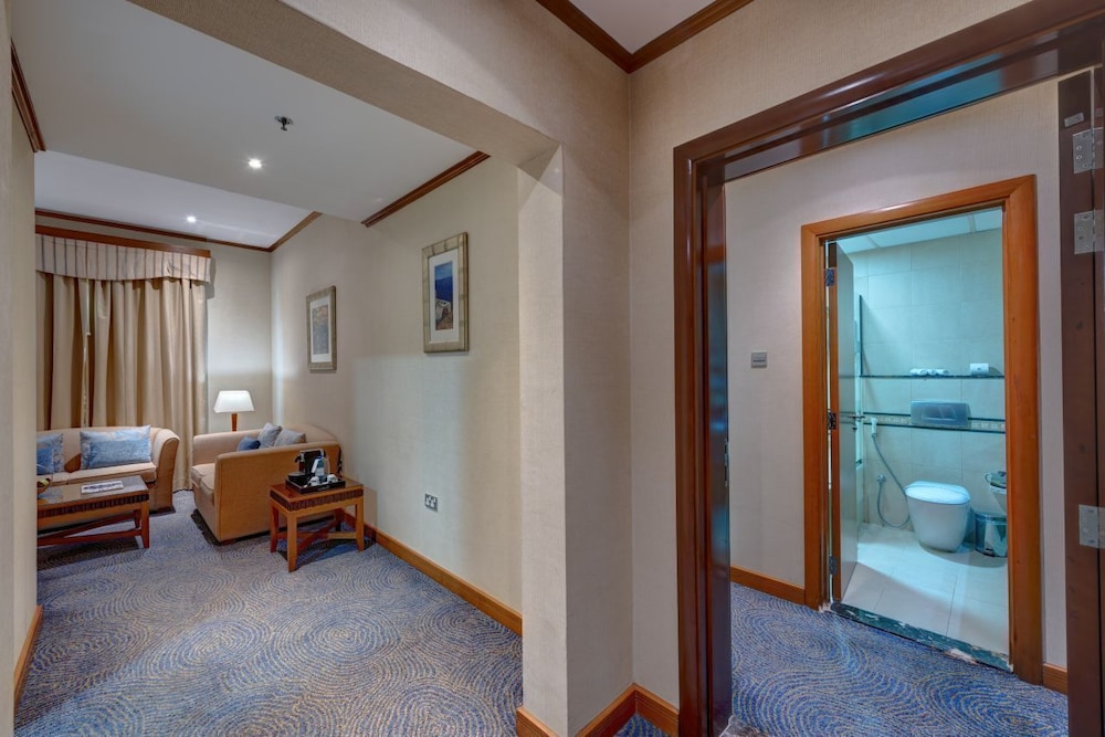 One Bedroom Suite