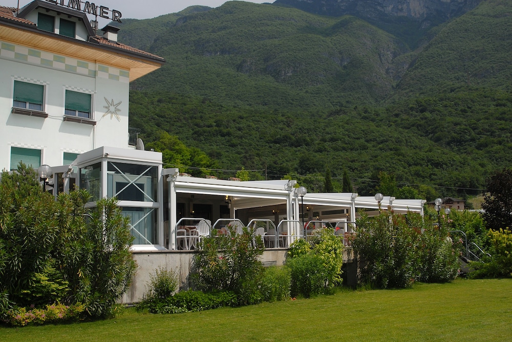 Hotel Karinhall 57/64