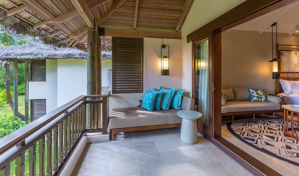 Constance Lemuria Praslin Seychelles 46/80