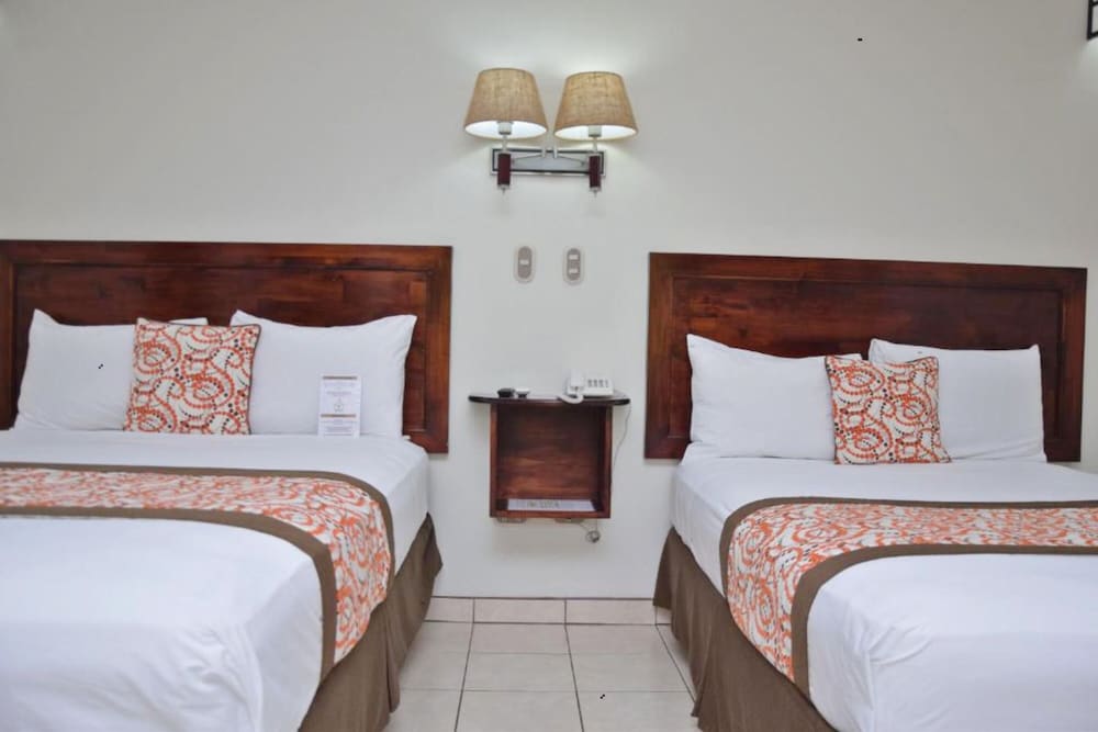 Arenal Volcano Inn 23/69