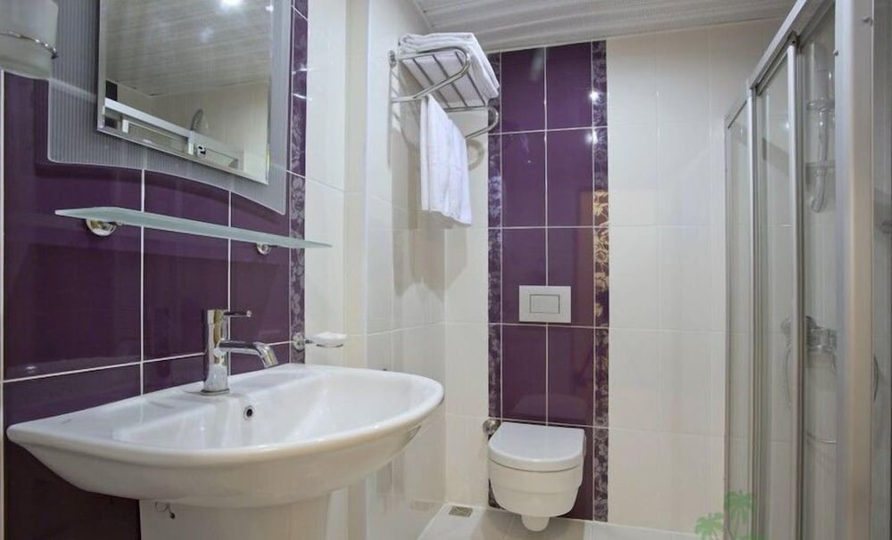 Azak Beach Hotel 47/50