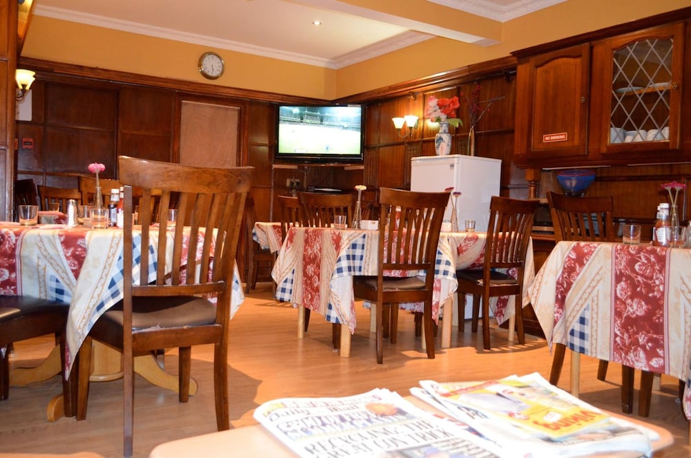 Twickenham Guest House 39/49