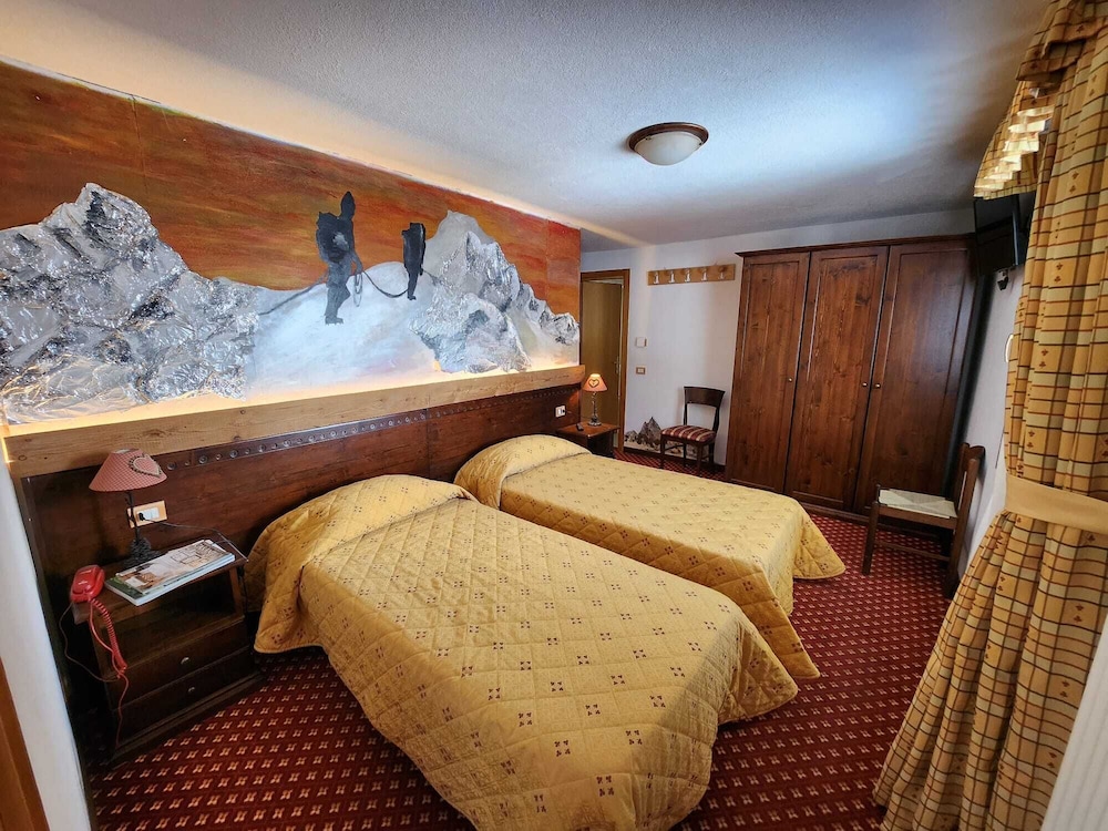 Hotel Lac Bleu 13/48