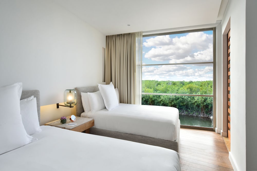 Rosewood Mayakoba 34/89