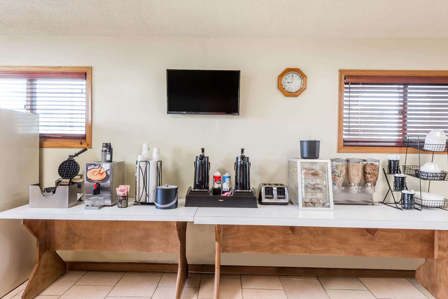 Americas Best Value inn Chanute 22/29