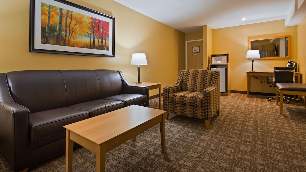 Best Western Plus Windjammer Inn & Conference Center 34/46