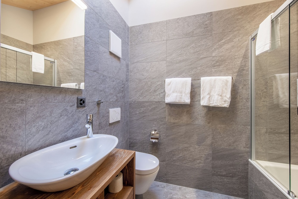 Swisspeak Resorts Vercorin 49/49