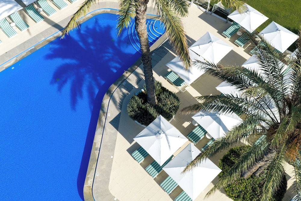 Imperial Island by Louis Hotels 9/60