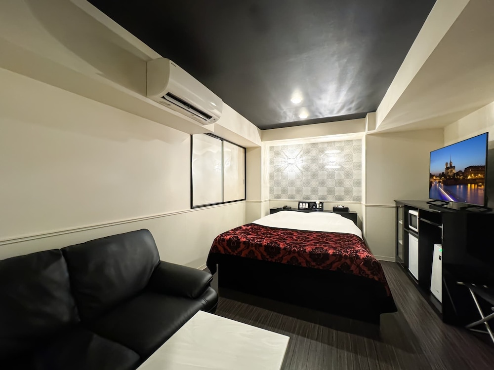 Hotel 31 28/39