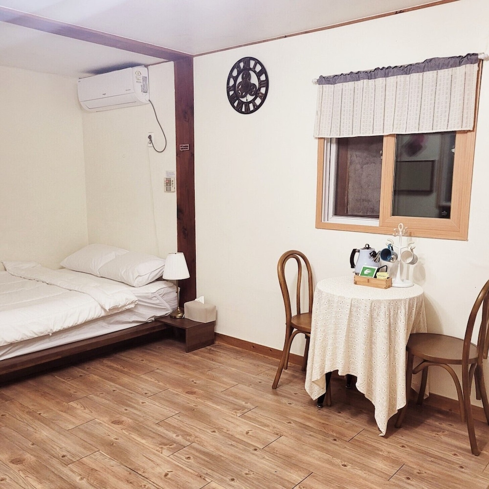 Gyeongju West Namsan Hanok Pension 21/50