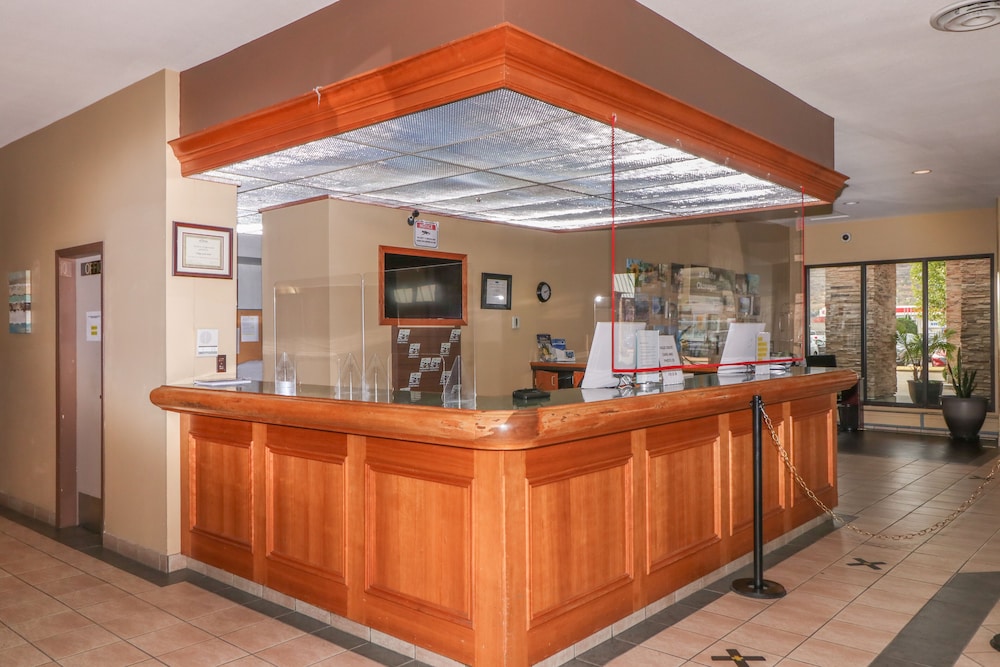 Divya Sutra Plaza & Conference Centre Vernon, BC 8/74
