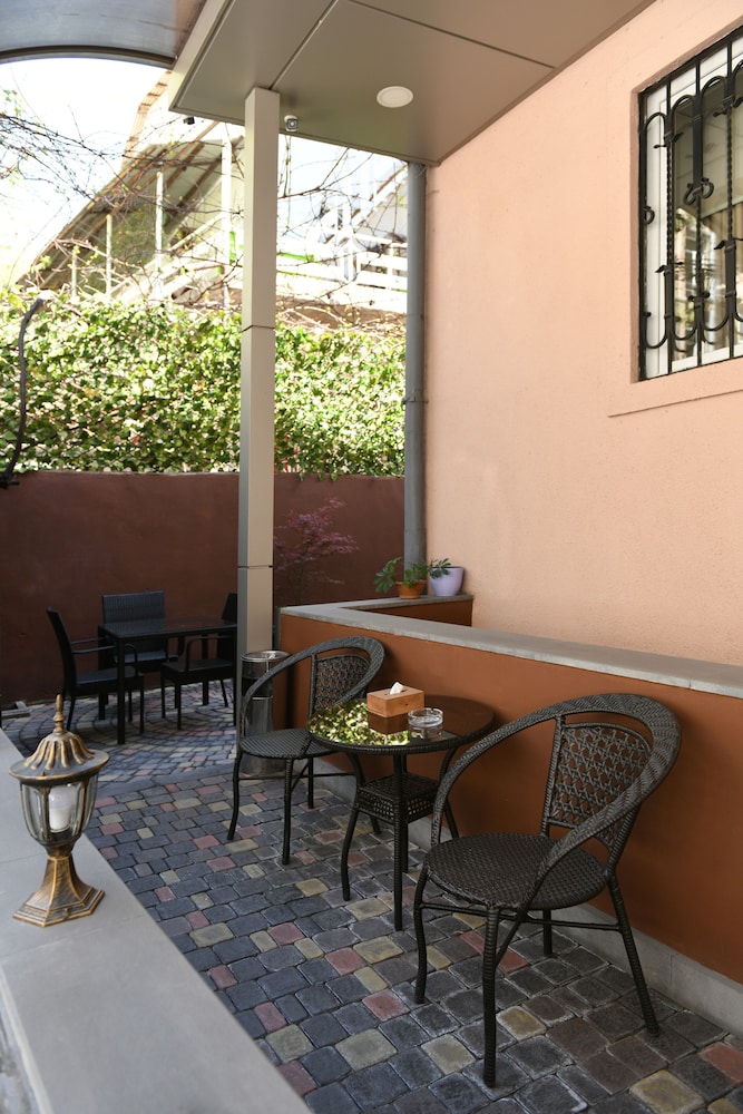 Yerevan Boutique Hotel 48/64
