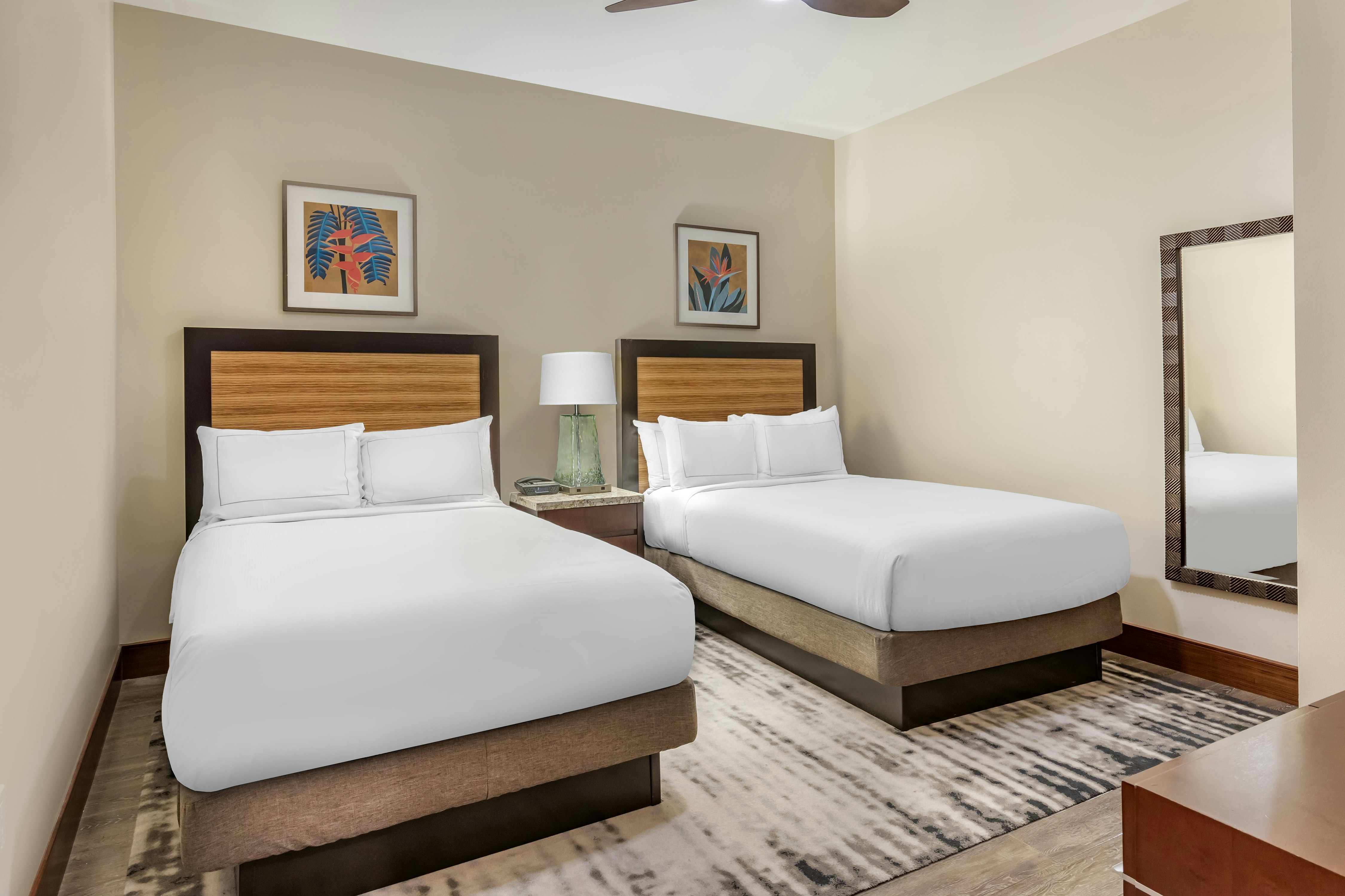 3 Bedrooms, Suite, Golf Course View