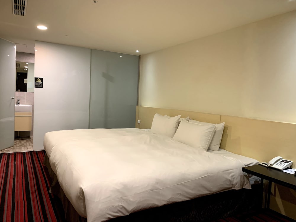 Yeong Chi Business Hotel 12/52