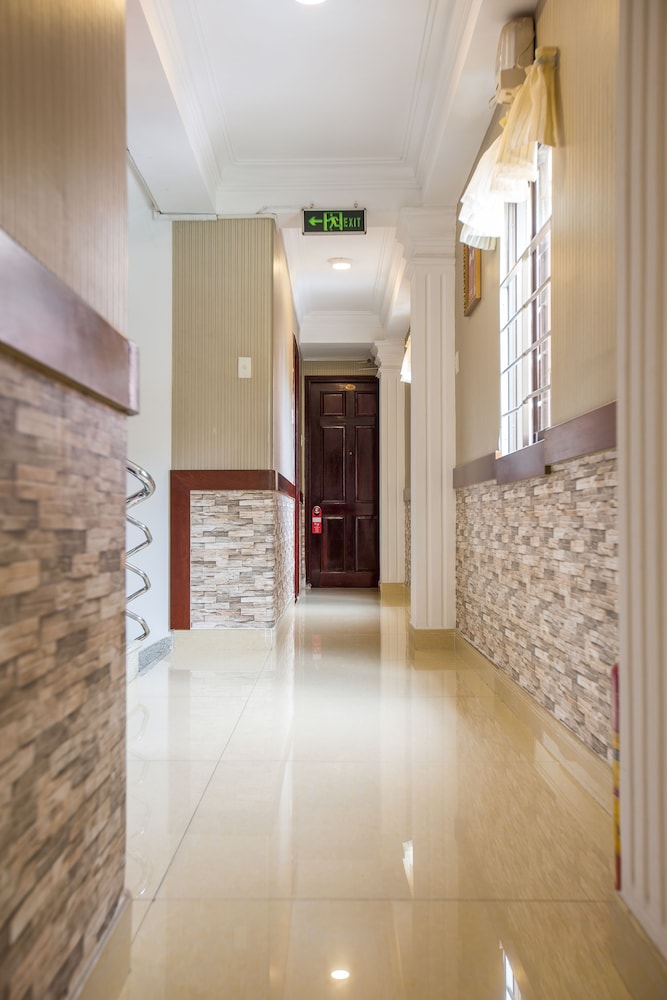 Little Brick Saigon Hotel 6/45