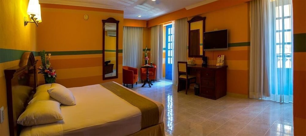 Hotel Plaza Colonial 18/62