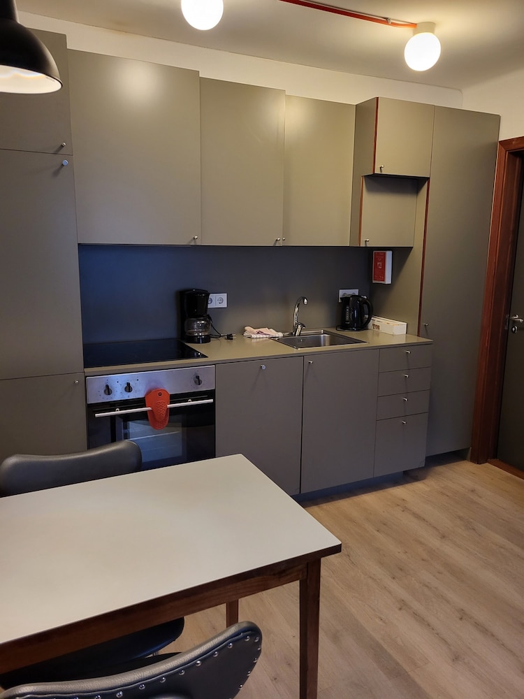 Grettir Apartments 39/50