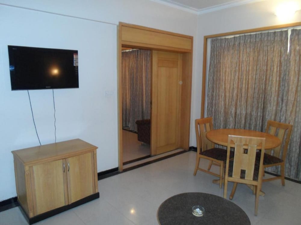 KALYAN RESIDENCY. 32/41
