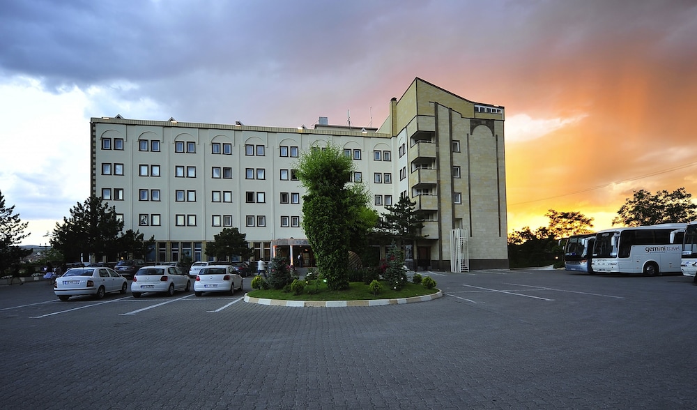 Dinler Hotels Urgup 61/68