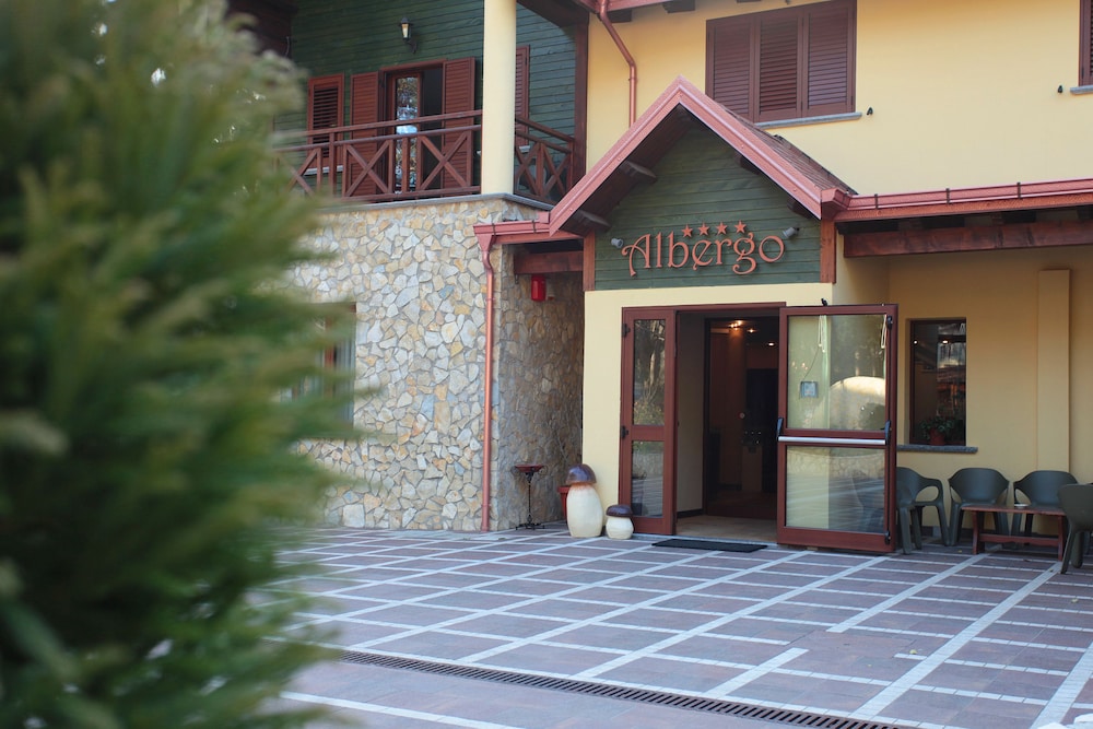 ALBERGO DELLA POSTA 4/53