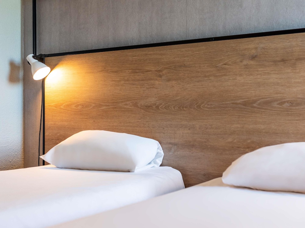 Ibis Besanon Marchaux 23/44