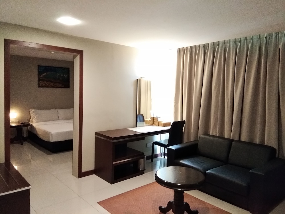 Kinabalu Daya Hotel 52/72