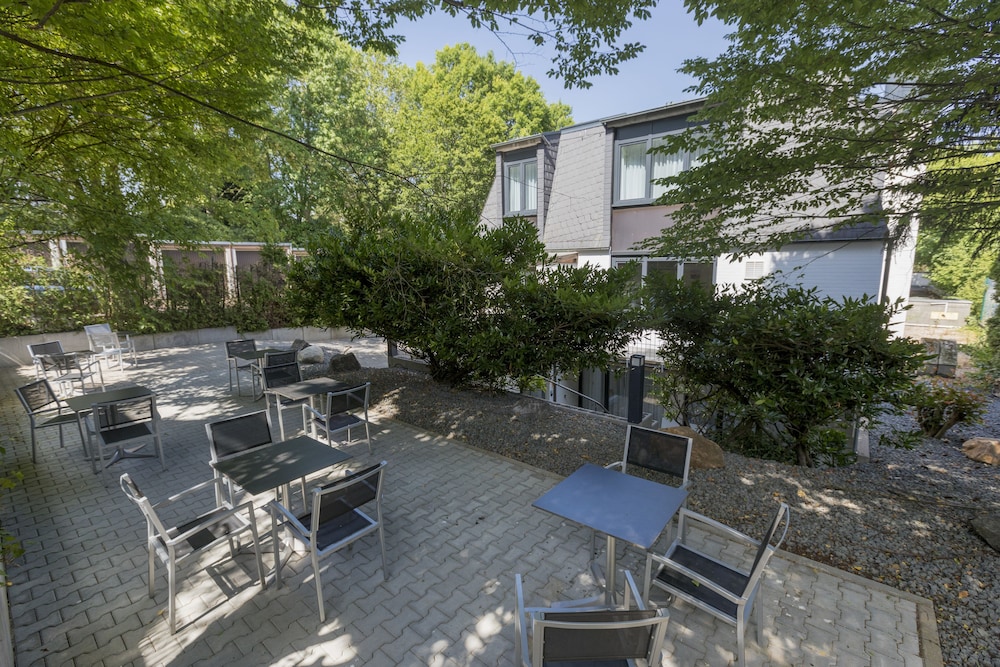 Mk Hotel Eschborn 30/50