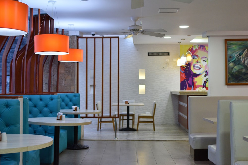 Hotel La Riviera 20/26