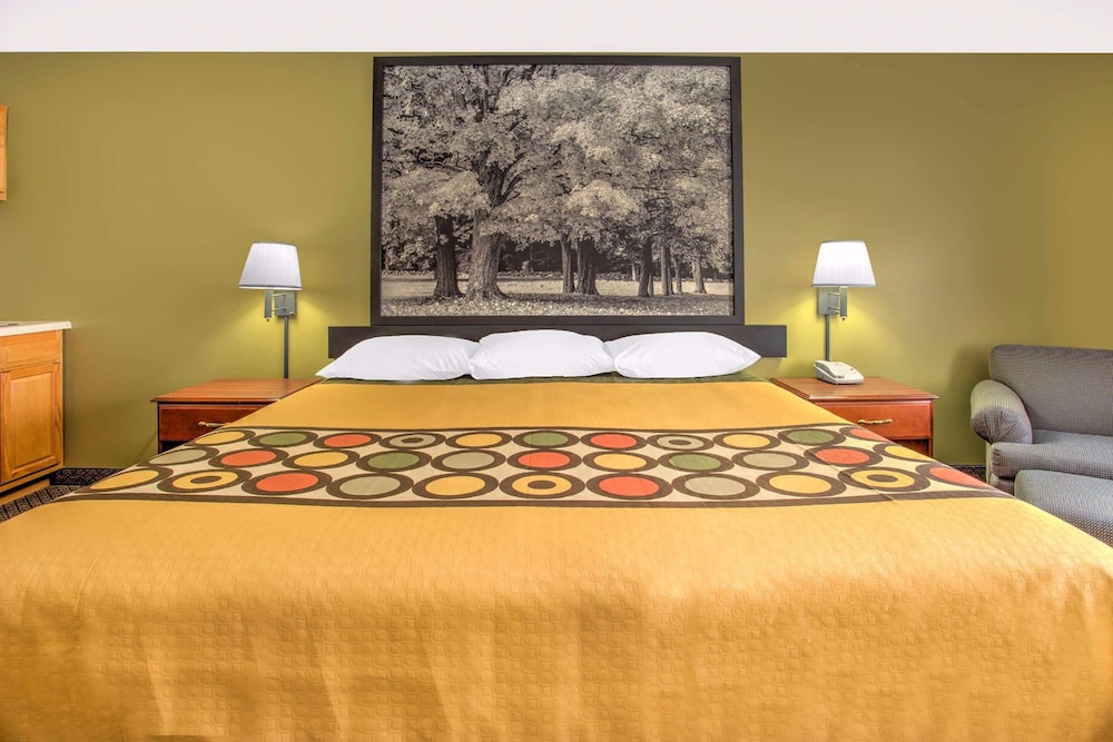 Efficiency, King Bed