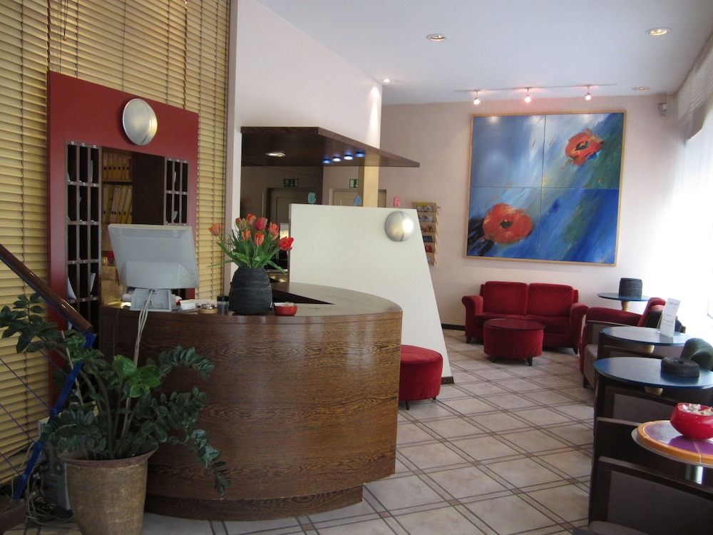 Westend Hotel 11/53