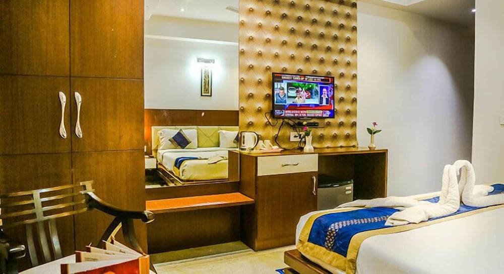 Fabhotel Taj Nagari 38/50