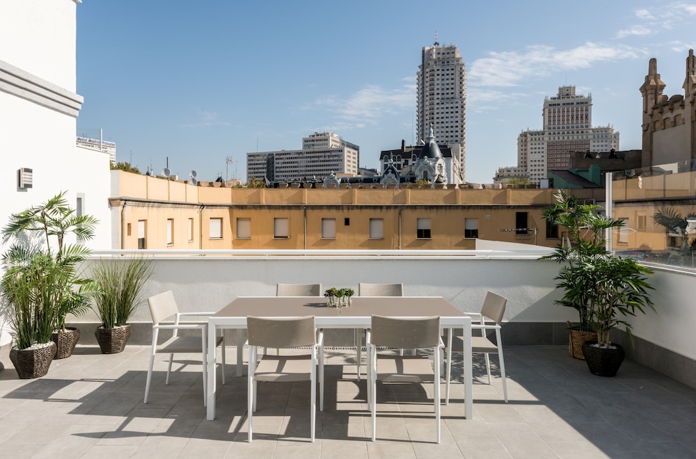 Apartment Plaza Espana Skyline By Be Mate 3/74