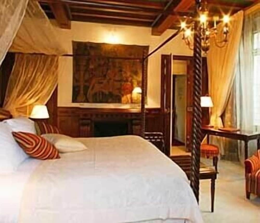 Grand Hotel de Sarlat 11/50