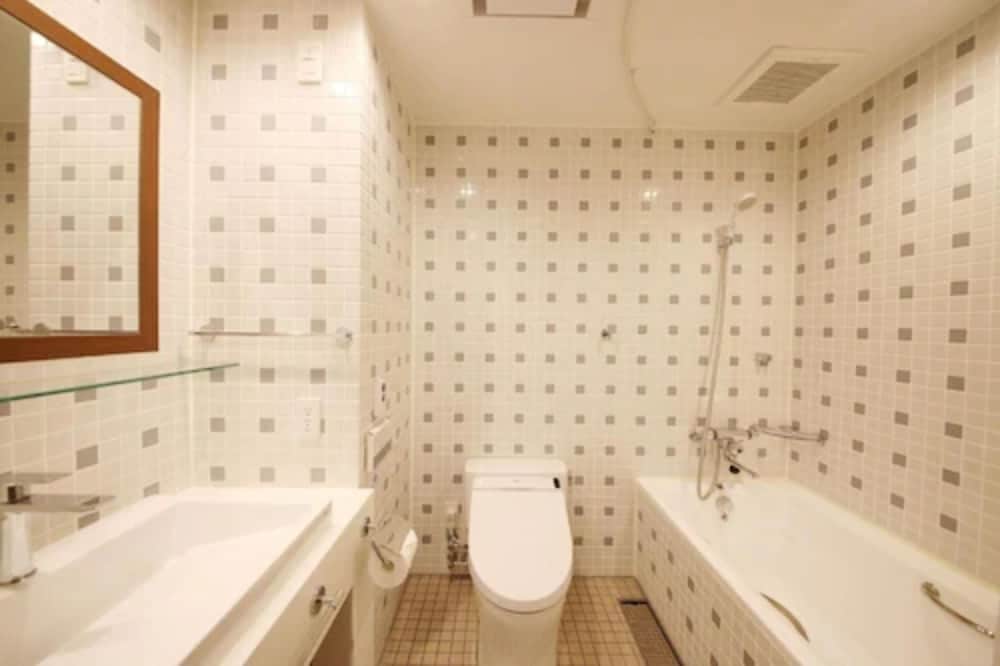 Toho Hotel Zonk Hakata 43/48