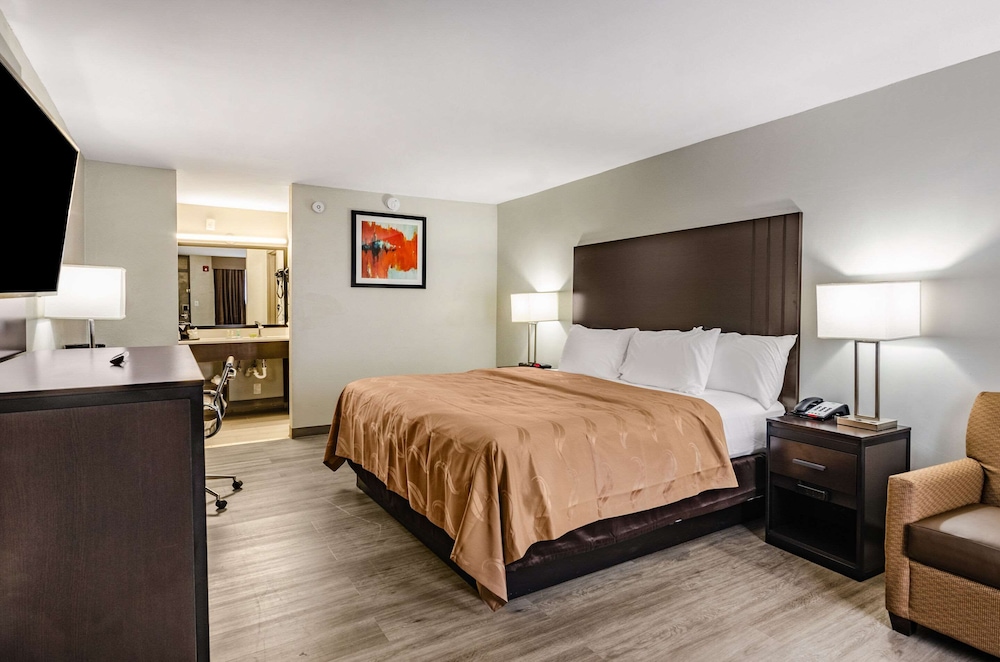Quality Inn Bristol Pinnacle Area 11/28