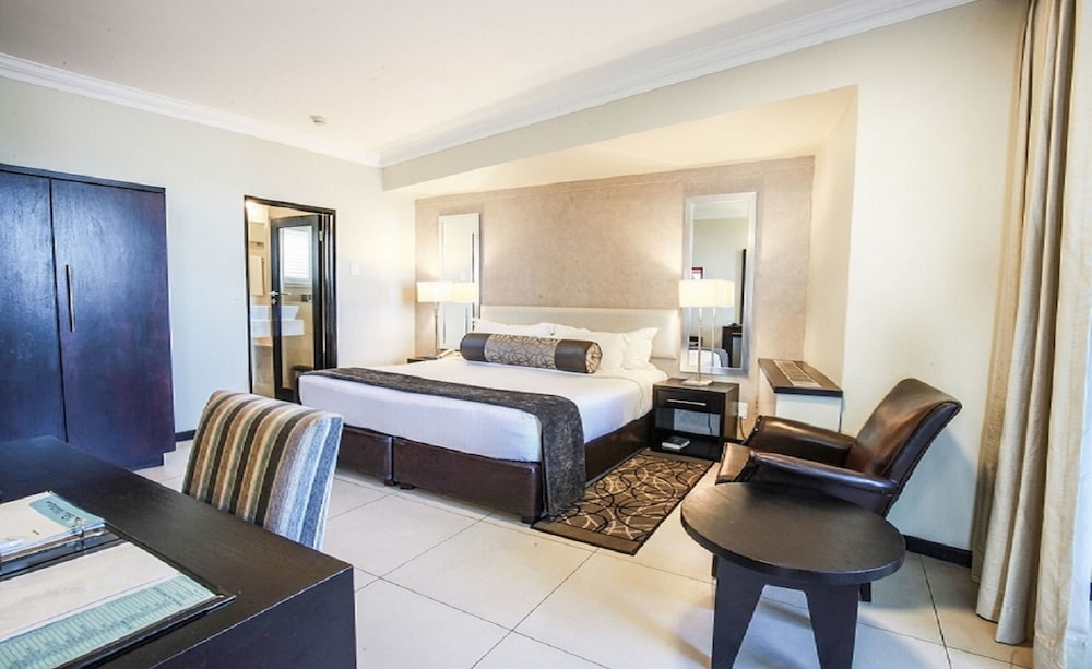 FAMILY SUITE, DELUXE, EXECUTIVE, SEA VIEW