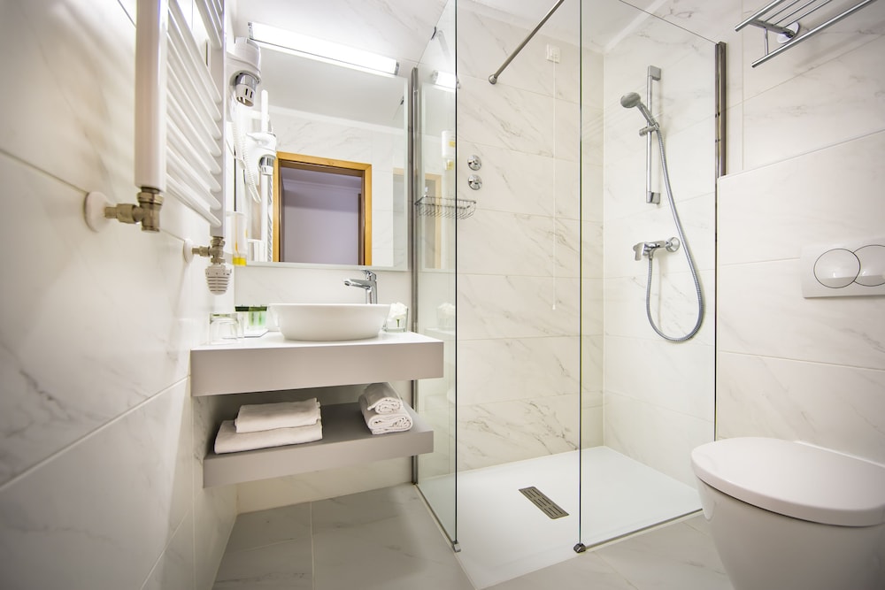 Maistra Select Island Hotel Katarina 45/50