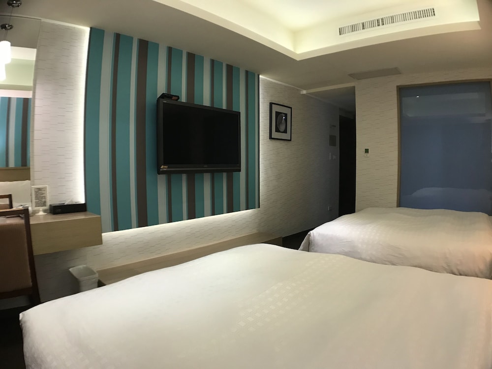 Paris Business Hotel 24/60