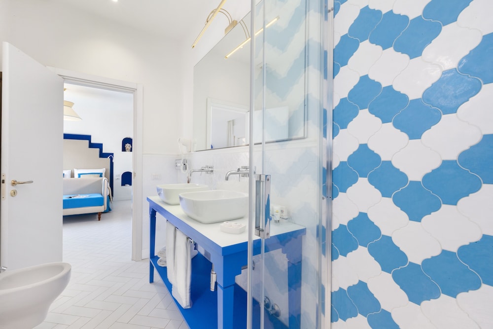 Alimuri Bay Resort 53/61