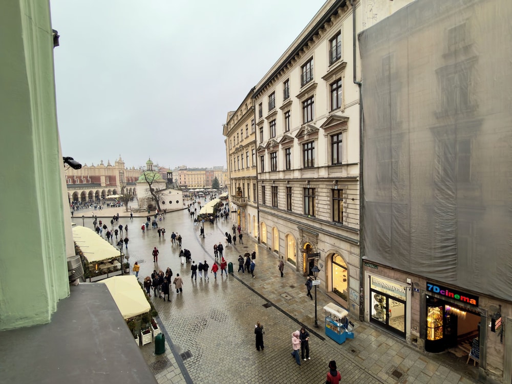 Scharffenberg Apartments 40/44