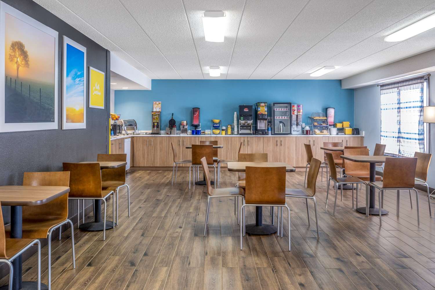 restaurant cafeteria