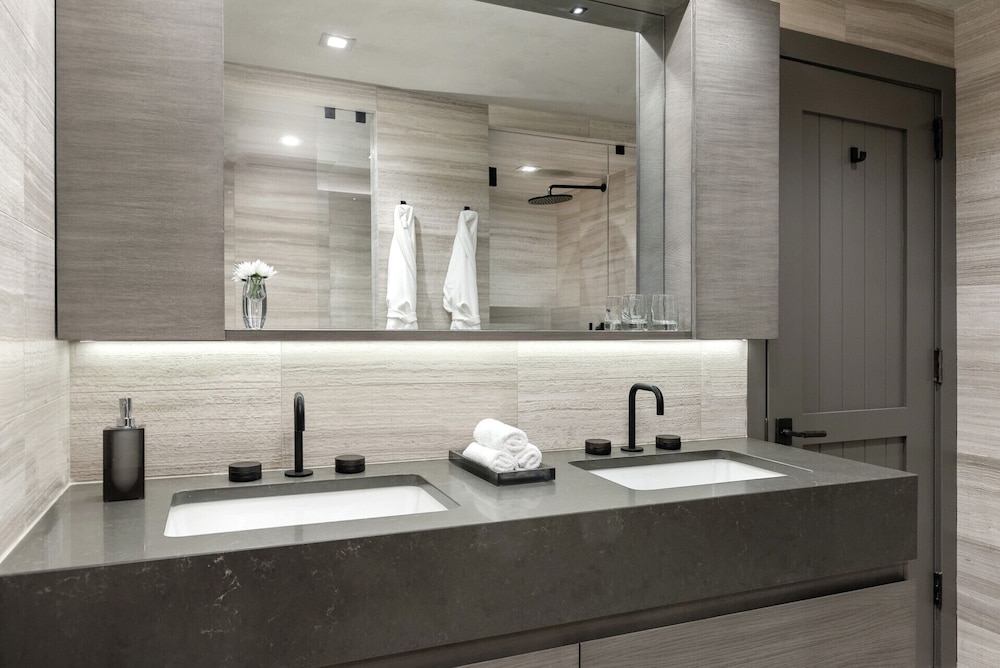 إقامة بسرير كينج وسرير فردي بـ4 غرف نوم، Four Seasons Resort and Residences Vail 5/5