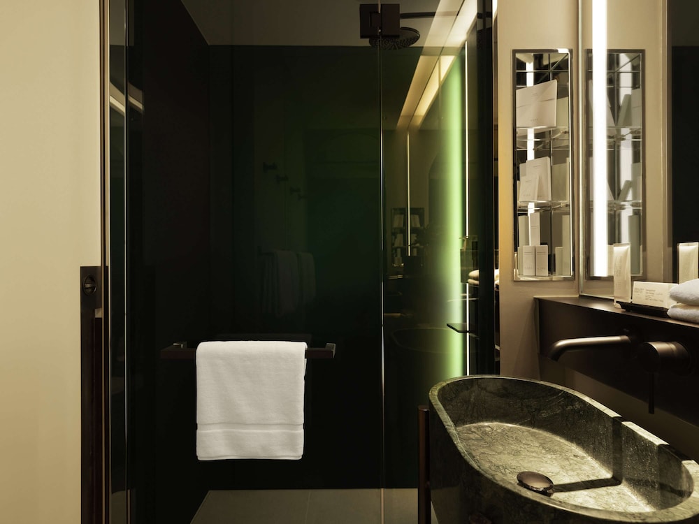 Mondrian Singapore Duxton 46/50
