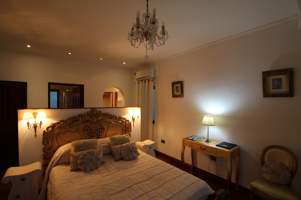Petit Amour Villa 33/50