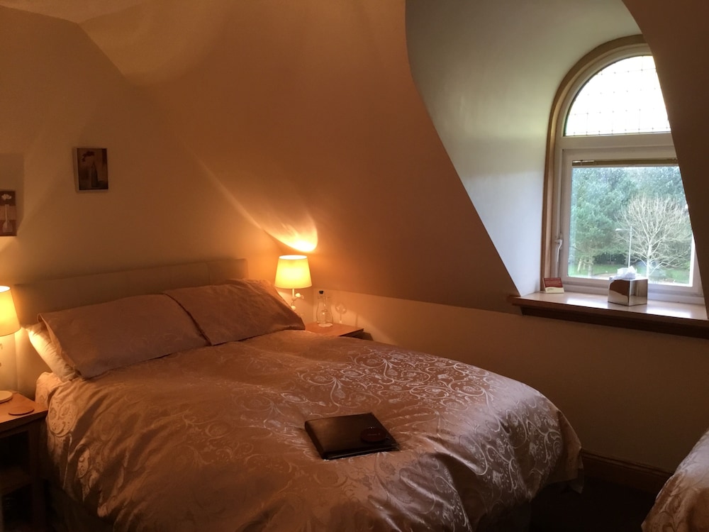 Lakeview Guest House 9/38
